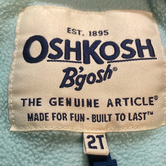 Oshkosh kids jacket the hood missing - Picture 3 of 3